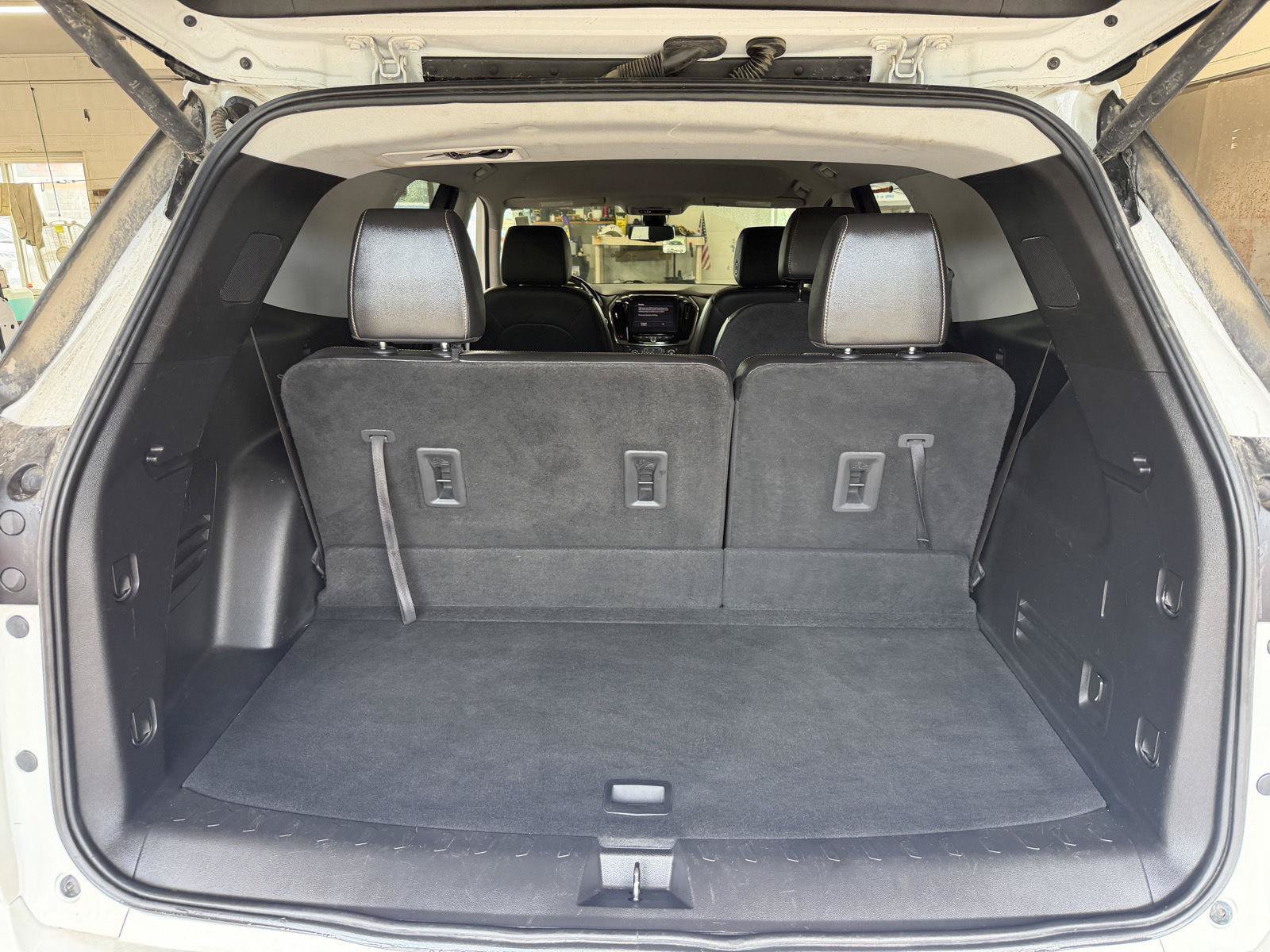Used 2021 Chevrolet Traverse Premier AWD/4WD image 28