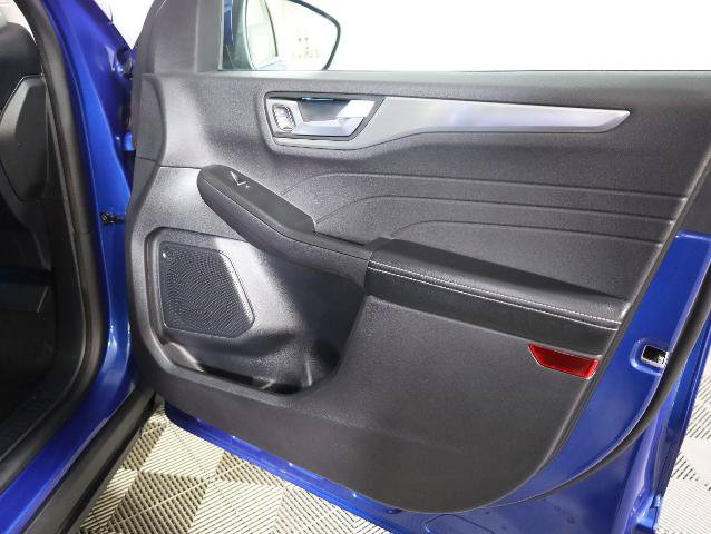 Certified 2022 Ford Escape Titanium w/ Class II Trailer Tow Package AWD/4WD image 34