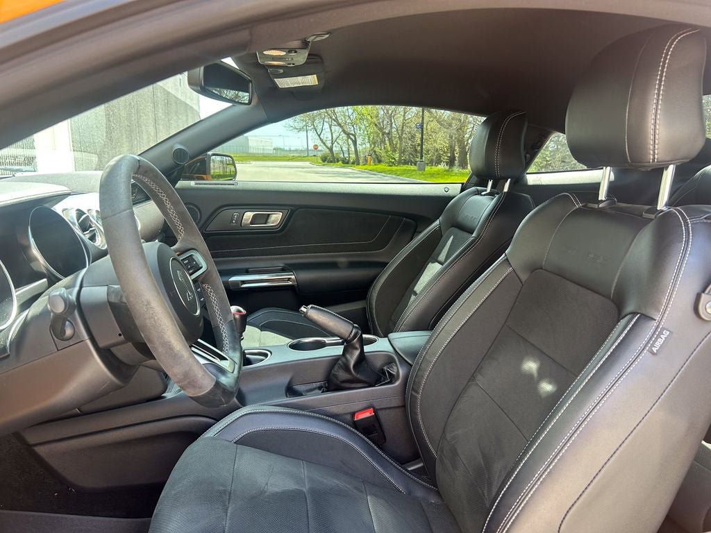 Certified 2018 Ford Mustang Shelby GT350 w/ Convenience Package RWD image 11