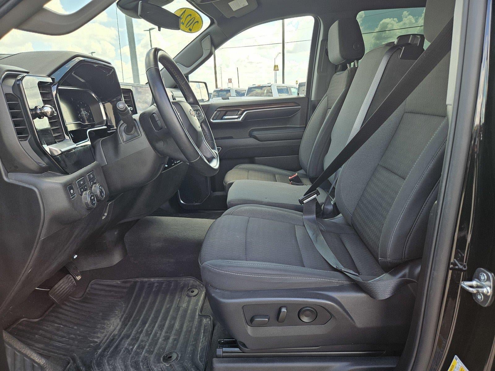 Used 2024 Chevrolet Silverado 1500 LT AWD/4WD image 17
