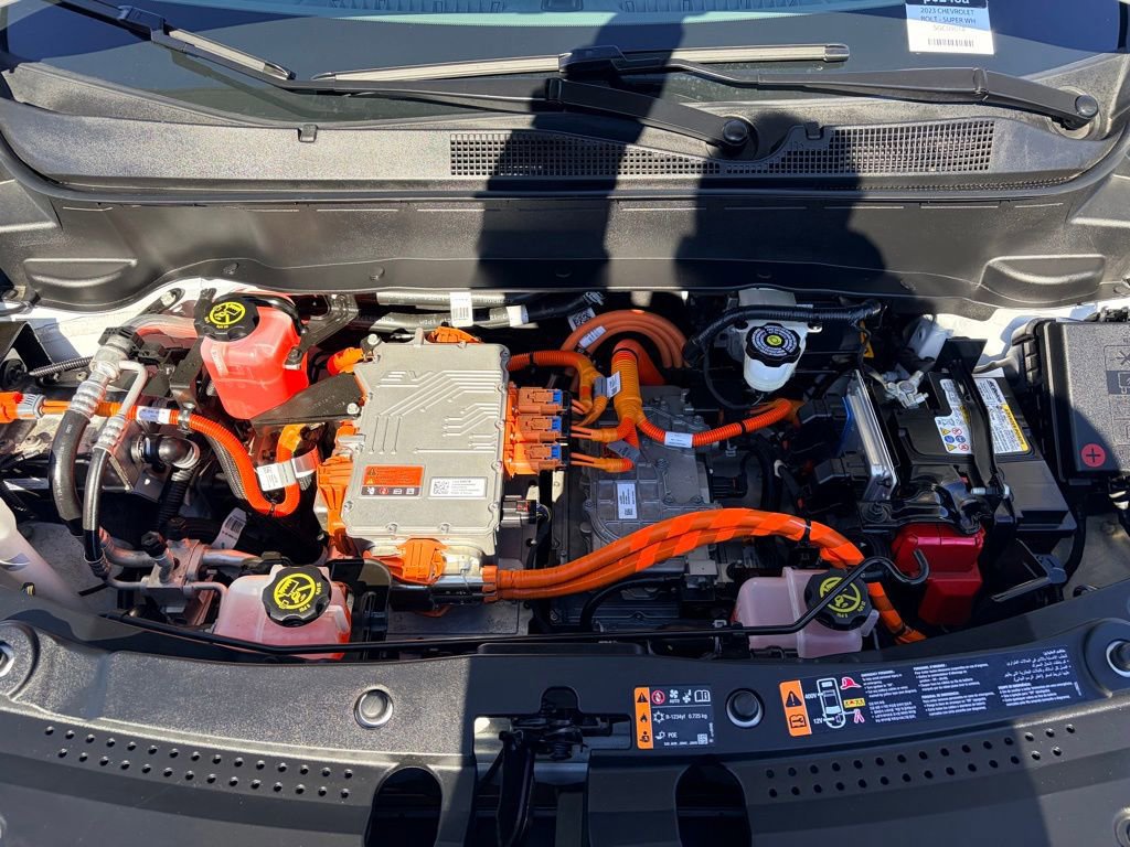 Used 2023 Chevrolet Bolt EUV Premier w/ Sun & Sound Package image 38