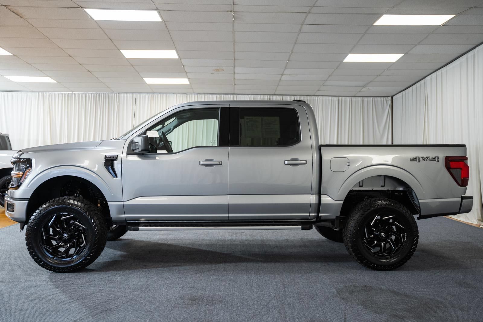 Certified 2025 Ford F150 XLT w/ Equipment Group 301A Standard AWD/4WD image 5