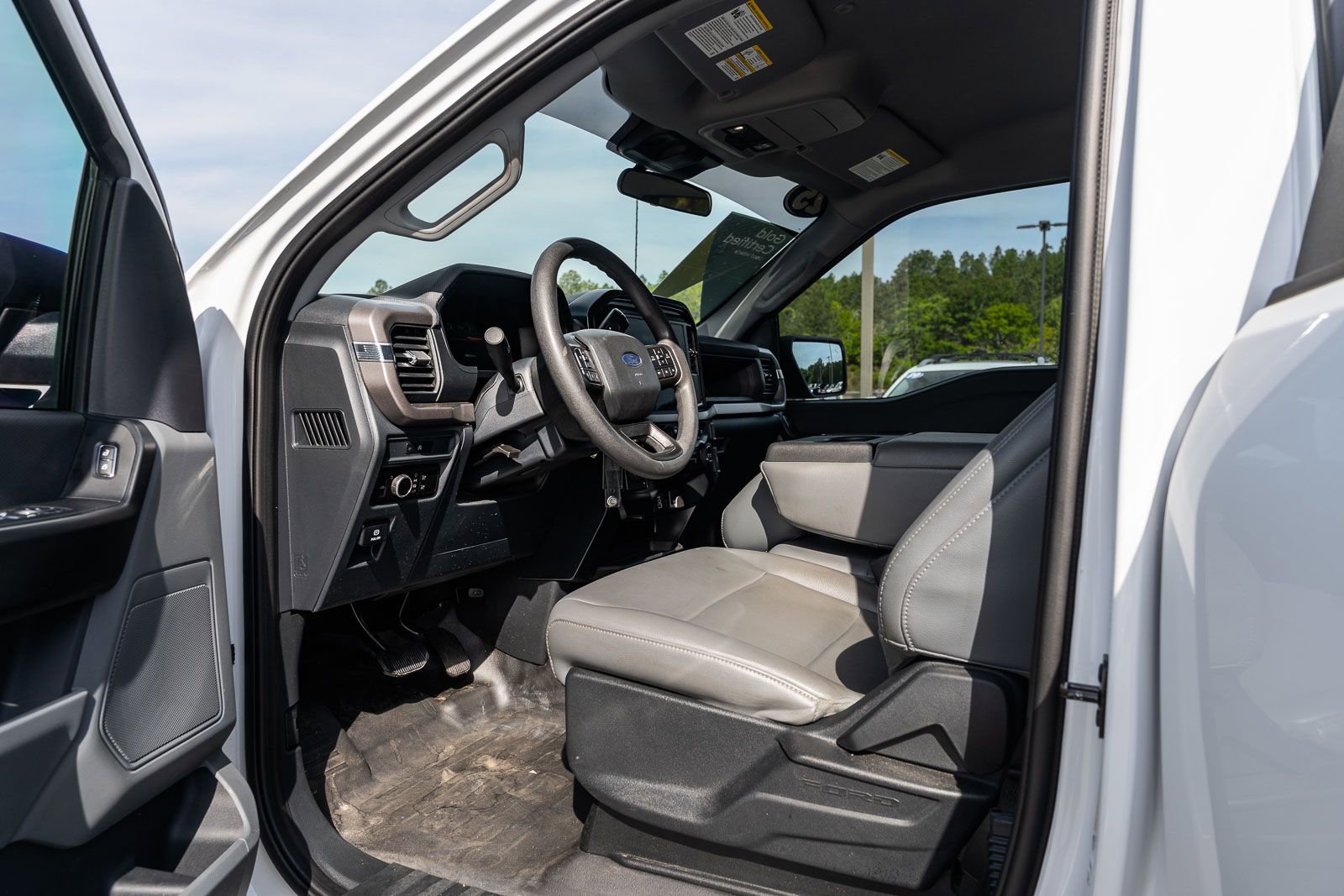 Certified 2025 Ford F150 XL AWD/4WD image 17