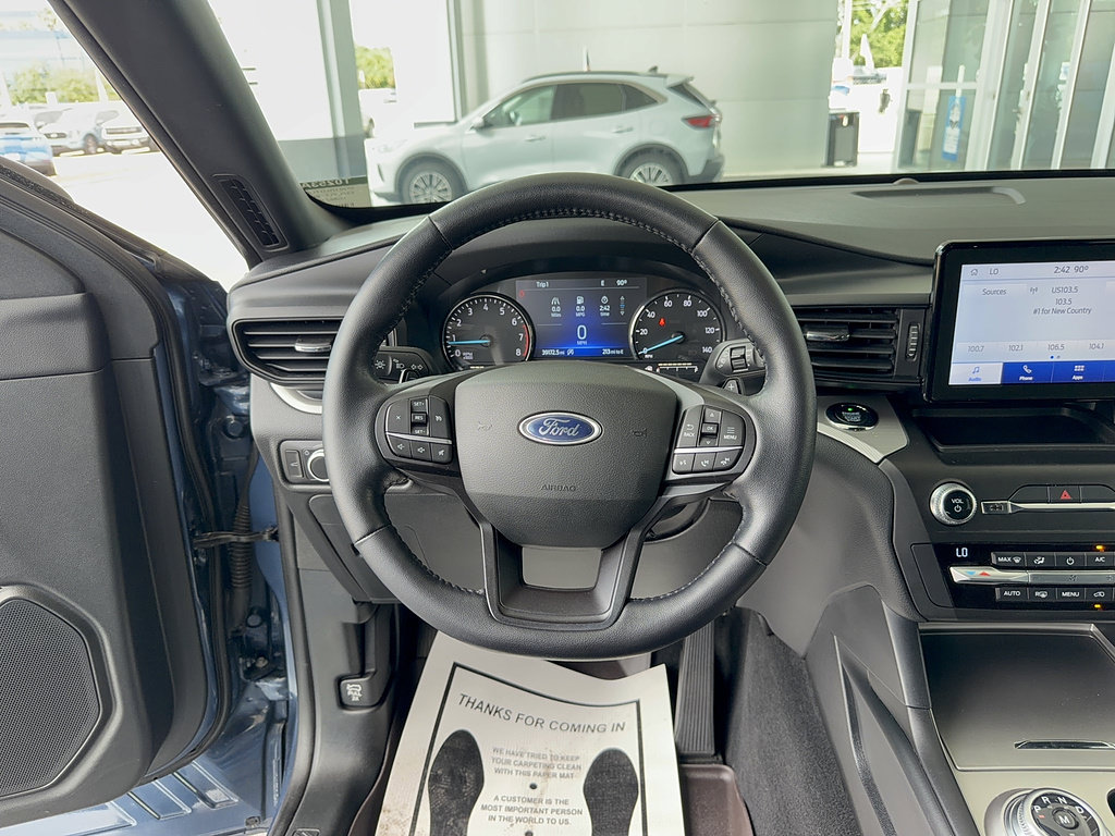 Certified 2020 Ford Explorer XLT AWD/4WD image 32