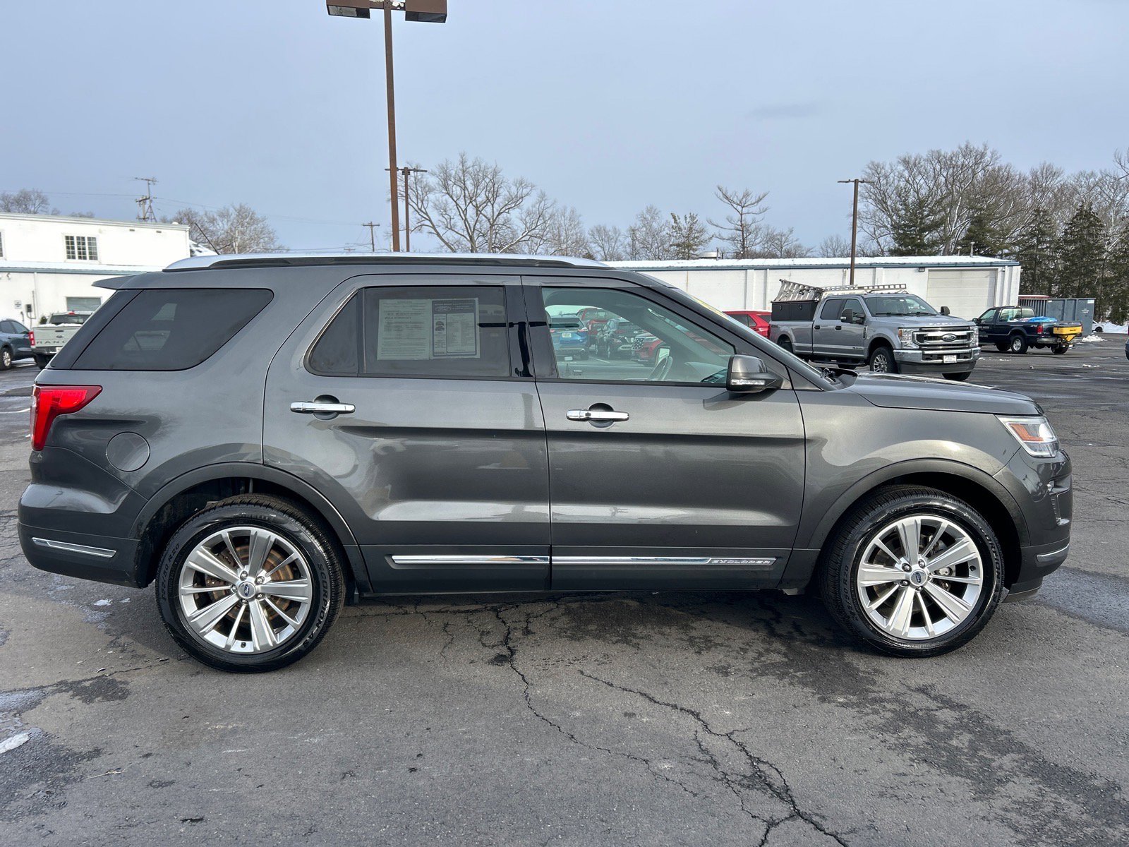 Certified 2019 Ford Explorer Limited w/ Class III Trailer Tow Package image 18