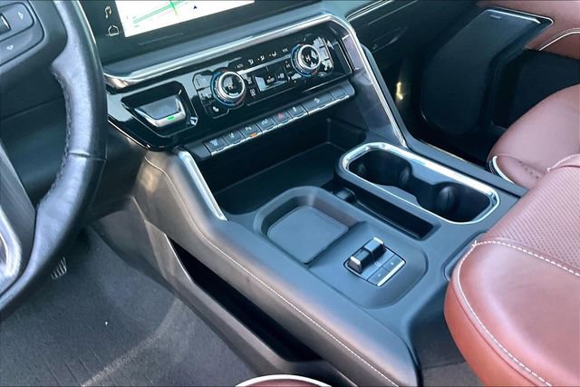 Used 2024 GMC Sierra 2500 Denali Ultimate w/ Snow Plow Prep/Camper Package image 13