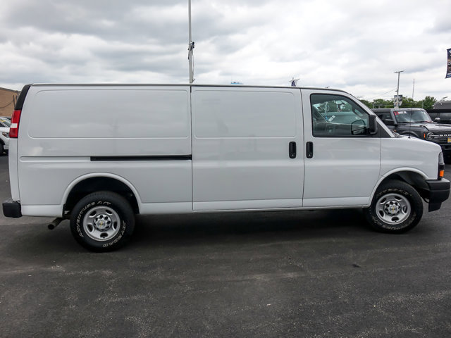Used 2024 Chevrolet Express 2500 Extended w/ Driver Convenience Package RWD image 9