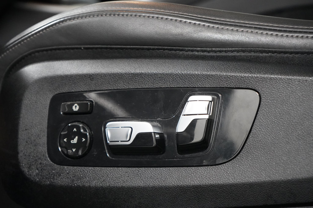 Used 2024 BMW X5 xDrive40i AWD/4WD image 19