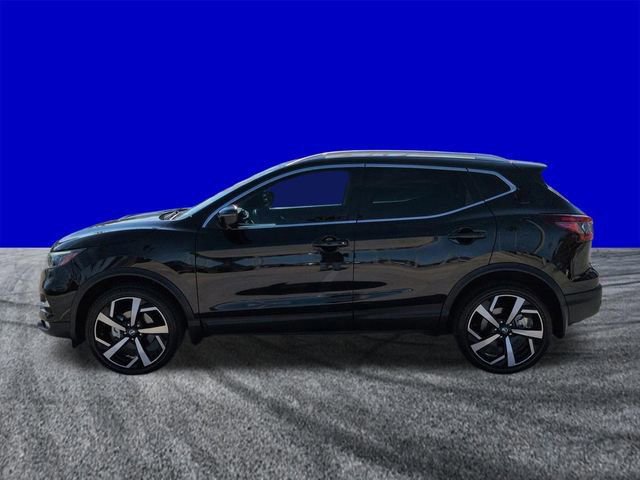 Used 2022 Nissan Rogue Sport SL w/ Premium Package image 2