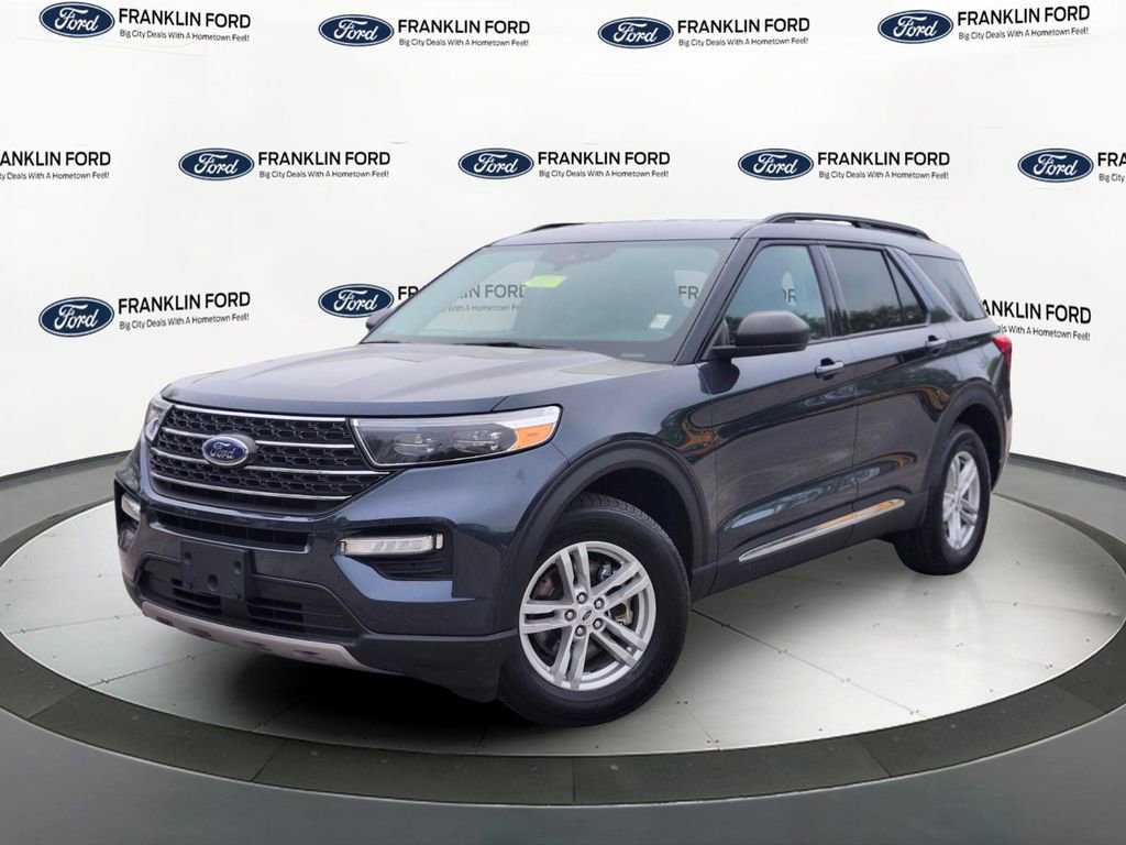 Certified 2023 Ford Explorer XLT w/ Equipment Group 202A AWD/4WD image 1