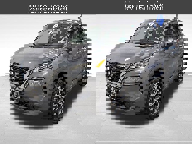 Used 2023 Nissan Rogue SV image 5