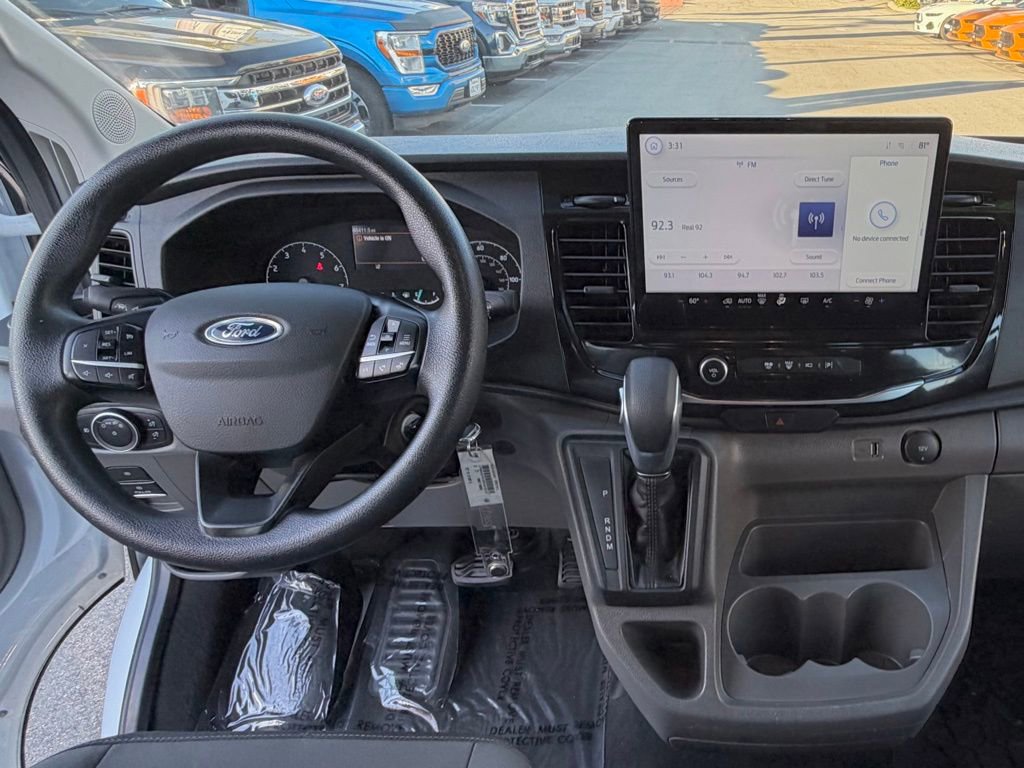 Certified 2022 Ford Transit 350 XLT image 27