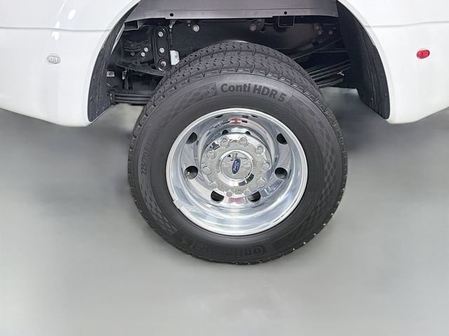 Certified 2026 Ford F450 Platinum w/ Platinum Plus Package AWD/4WD image 38