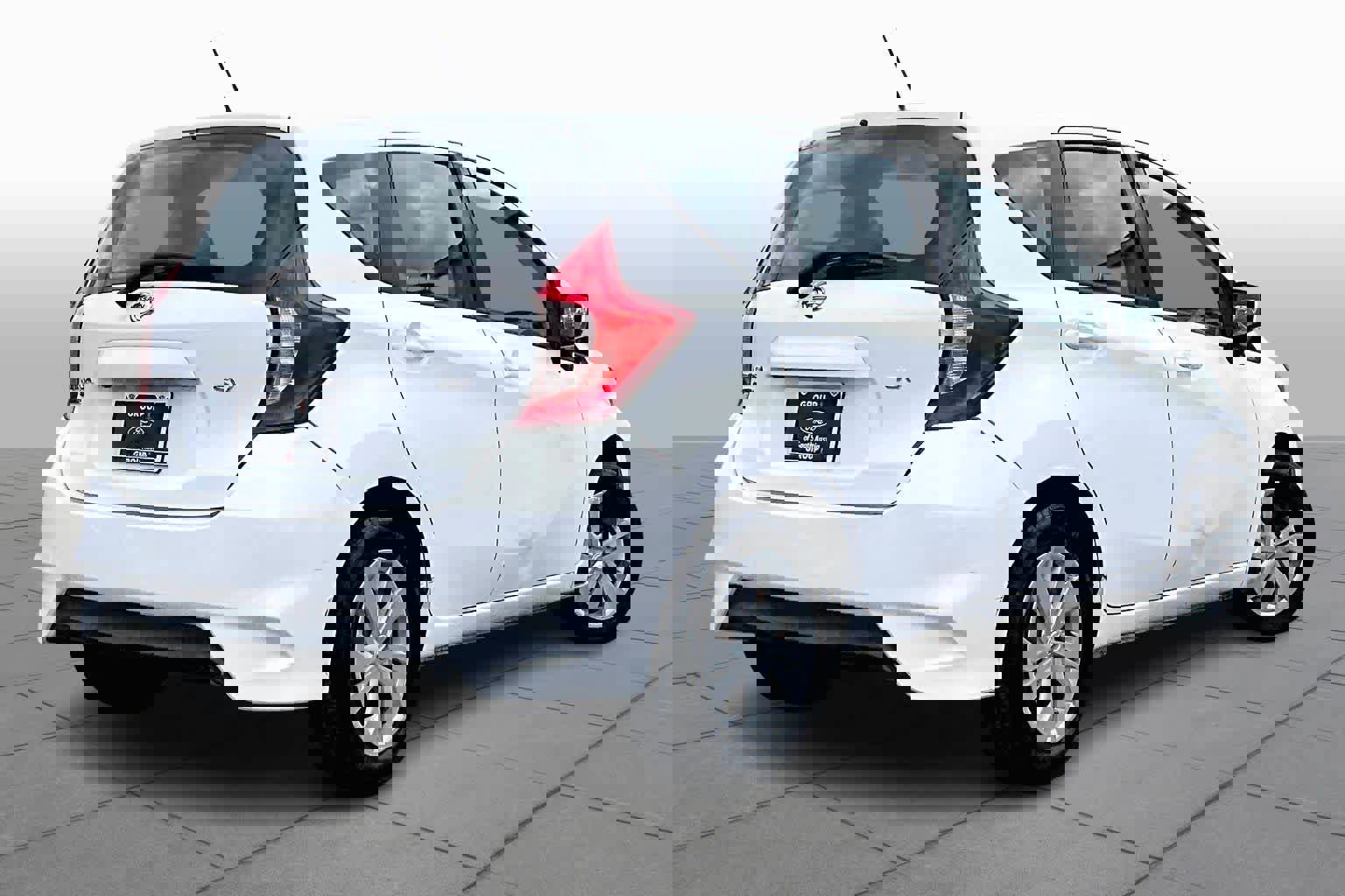 Used 2017 Nissan Versa Note SV image 13