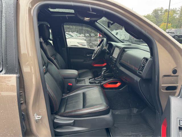 Used 2023 Nissan Frontier PRO-4X w/ Pro-4X Premium Package AWD/4WD image 13