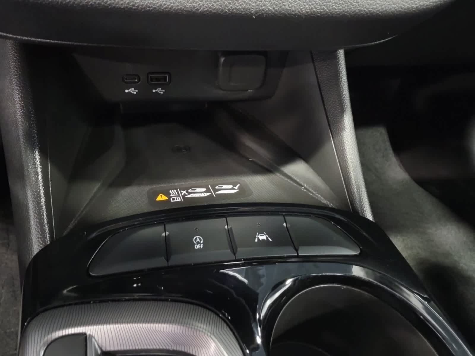 Used 2024 Buick Envista Sport Touring w/ Convenience I Package FWD image 26