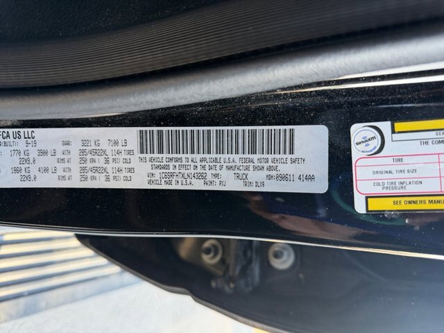 Used 2020 RAM 1500 Limited w/ Black Appearance Package AWD/4WD image 25