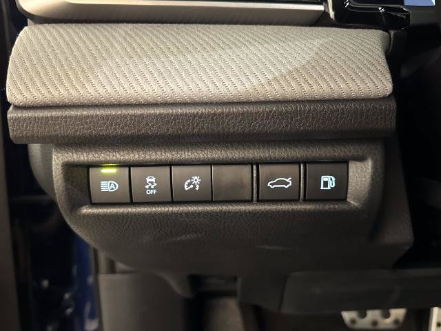 Used 2026 Toyota Camry SE w/ Convenience Package FWD image 18