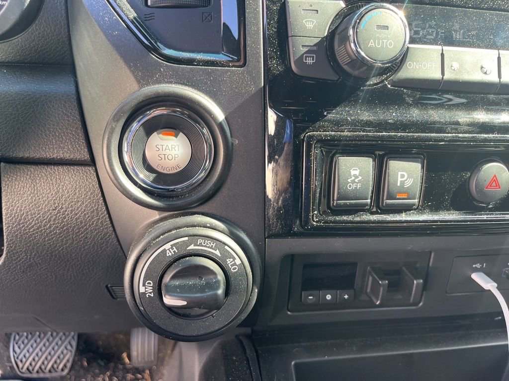 Used 2024 Nissan Titan PRO-4X w/ Pro-4x Utility Package image 15