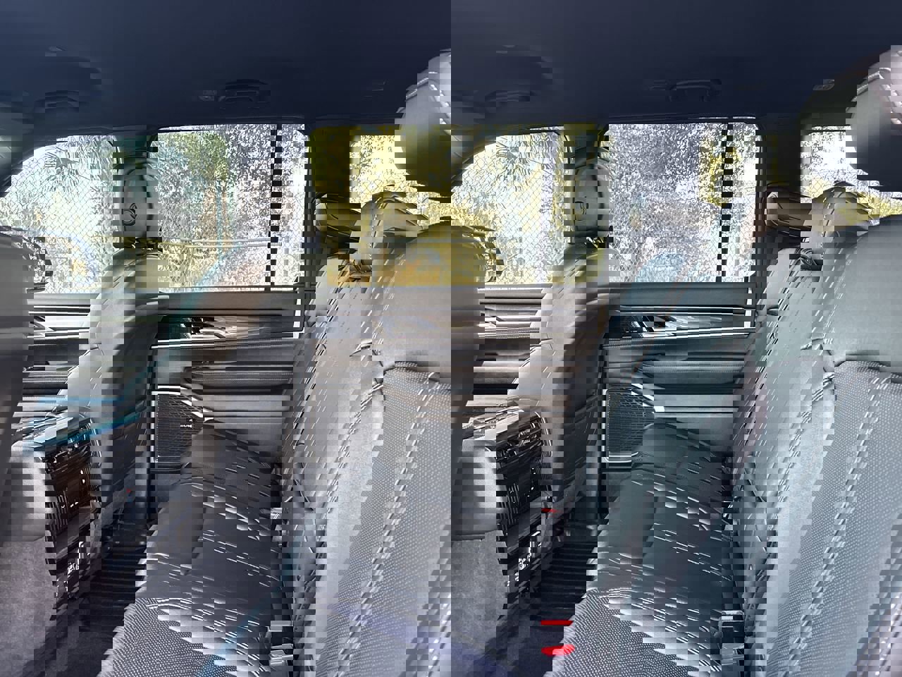 Used 2024 Jeep Wagoneer 2WD image 23