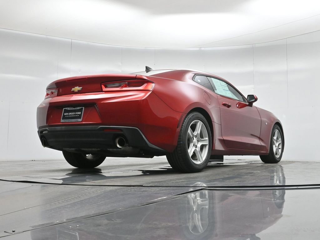 Used 2017 Chevrolet Camaro LT image 17