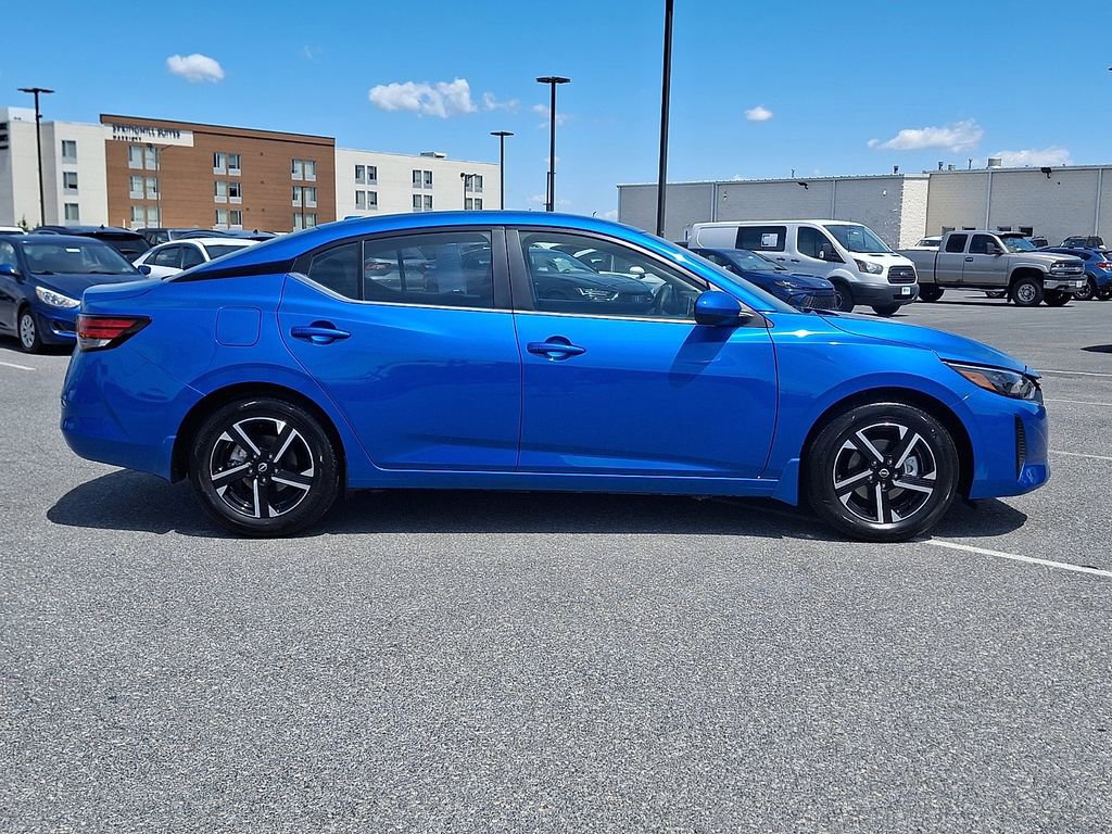 Used 2025 Nissan Sentra SV w/ All-Weather Package FWD image 7