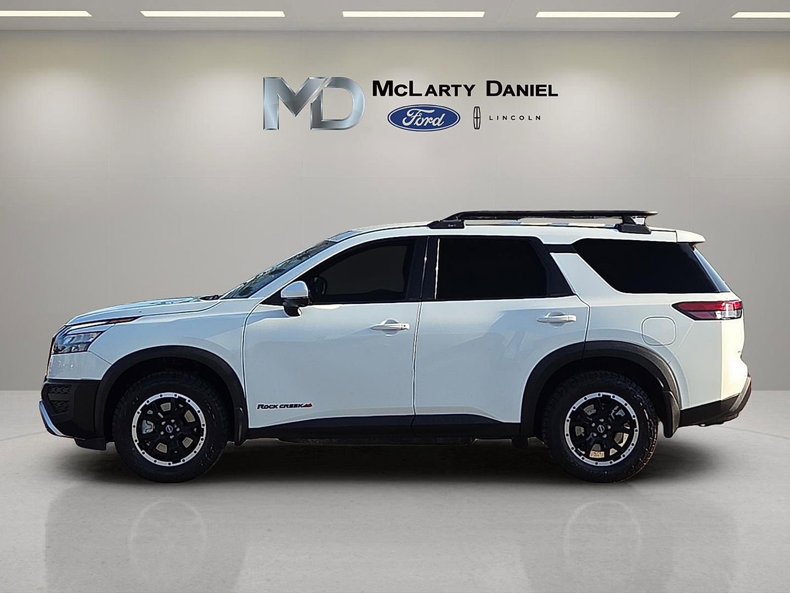 Used 2023 Nissan Pathfinder Rock Creek image 3