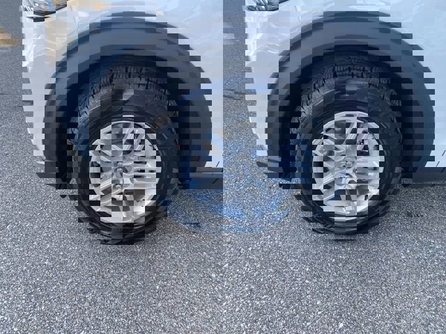 Certified 2025 Ford Explorer Active image 10