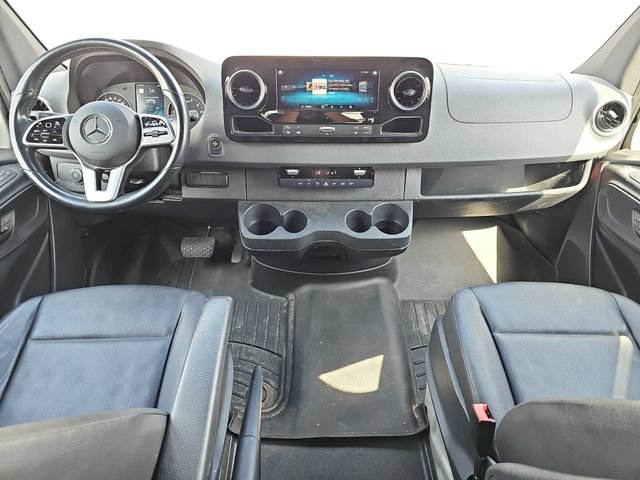 Used 2021 Mercedes-Benz Sprinter 2500 image 9