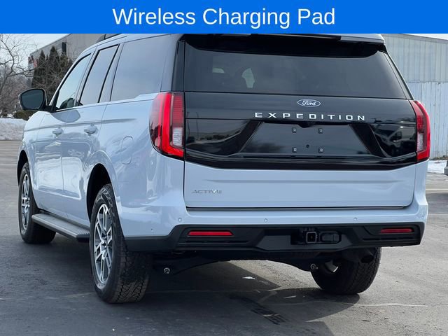 Certified 2025 Ford Expedition Active image 5