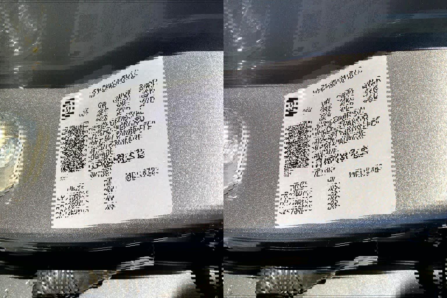 Used 2024 GMC Canyon AT4 w/ Canyon Safety Plus Package image 31