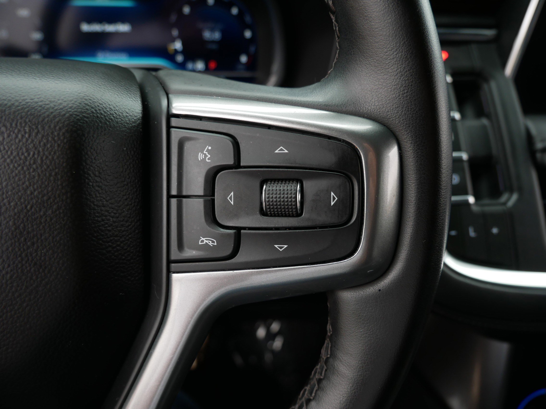 Used 2023 Chevrolet Tahoe LT AWD/4WD image 30