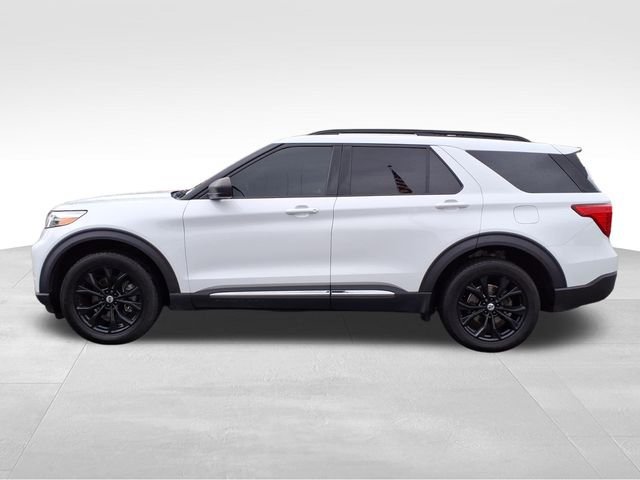 Certified 2020 Ford Explorer XLT w/ Equipment Group 202A AWD/4WD image 7