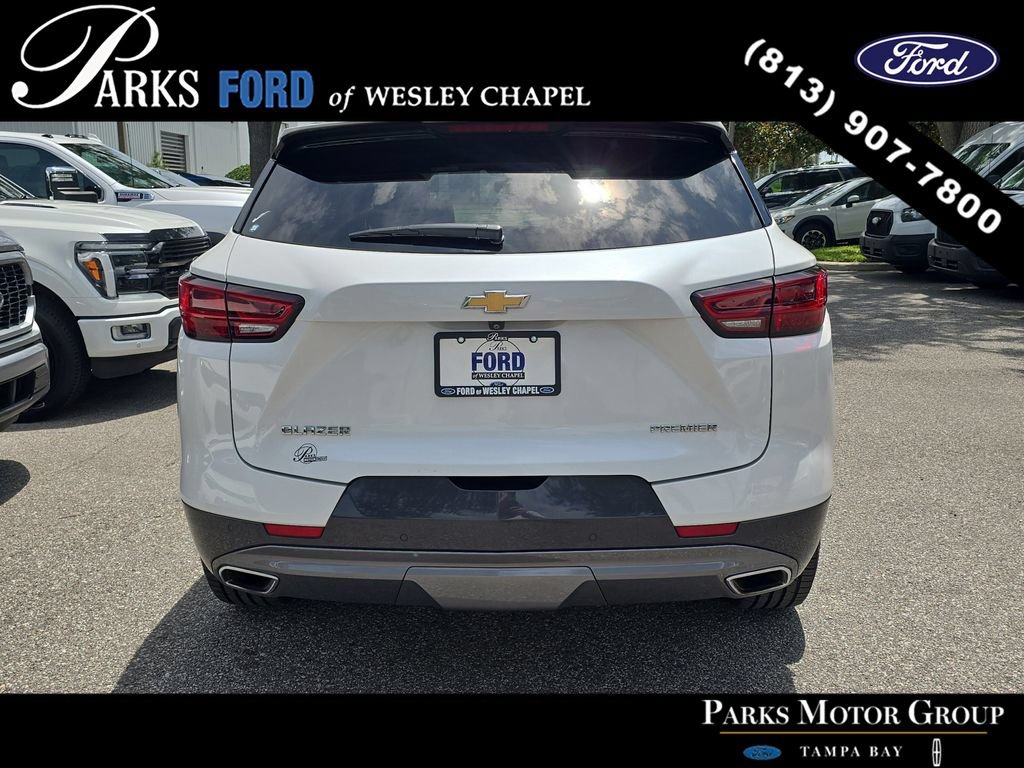 Used 2024 Chevrolet Blazer Premier w/ Enhanced Convenience Package FWD image 5