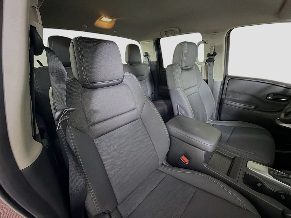 Used 2023 Nissan Frontier SV w/ Technology Package RWD image 29