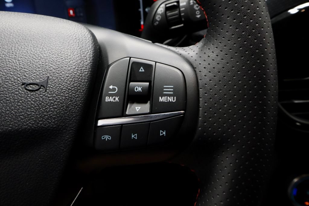 Certified 2025 Ford Escape ST-Line AWD/4WD image 27