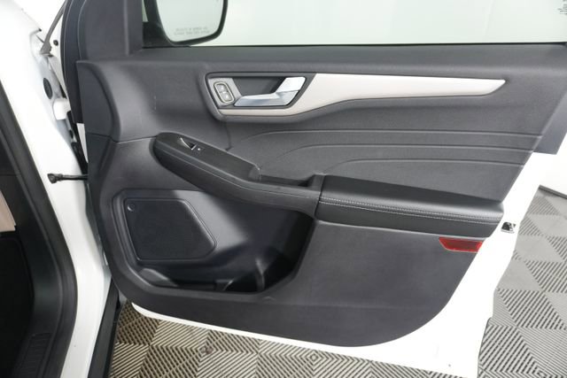 Certified 2022 Ford Escape SEL AWD/4WD image 31