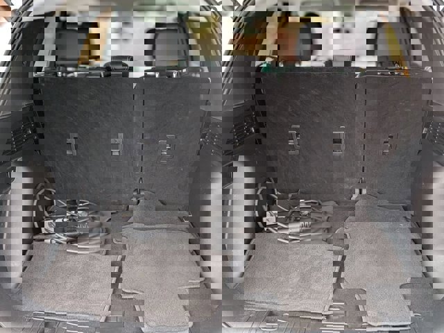 Certified 2024 Ford Escape SE w/ PHEV Premium Package image 32