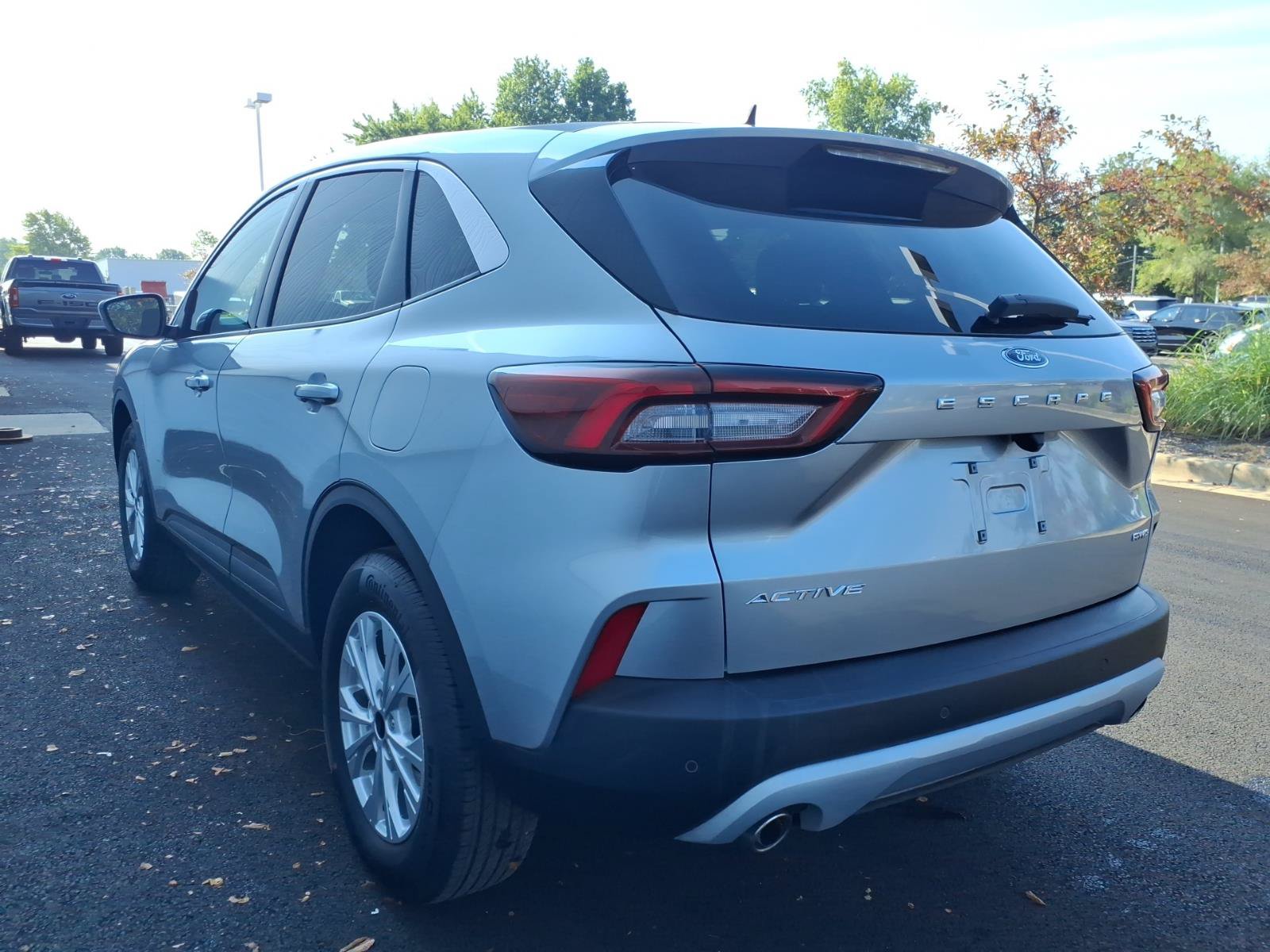 Certified 2024 Ford Escape Active w/ Tech Pack #2 AWD/4WD image 4