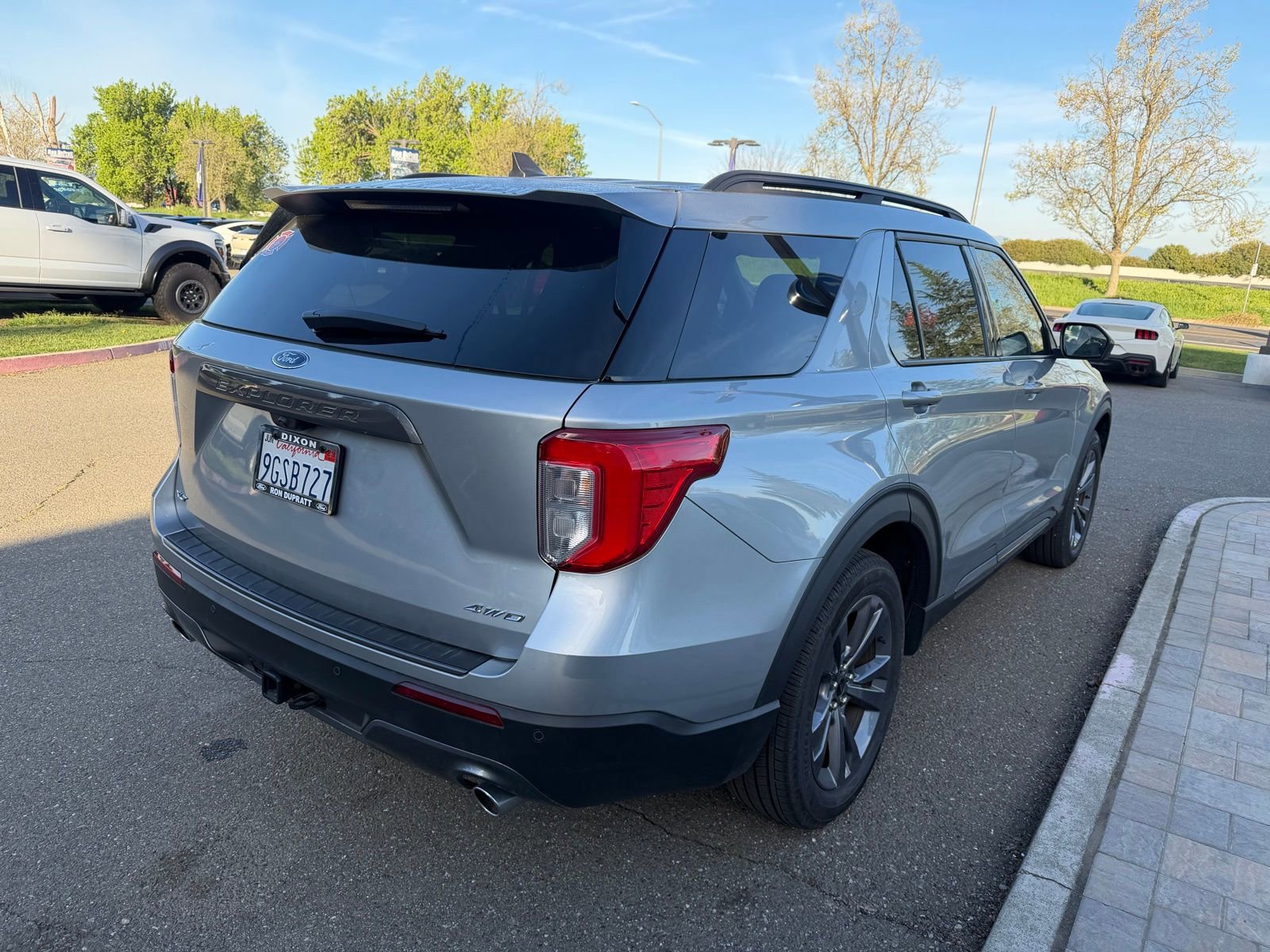 Certified 2023 Ford Explorer XLT w/ Equipment Group 202A image 5