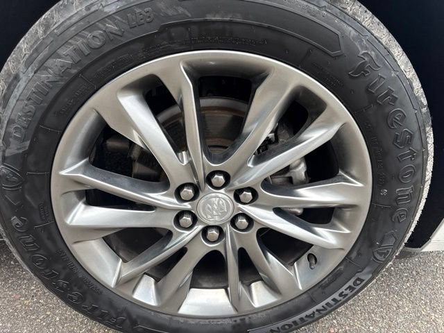Used 2022 Buick Enclave Avenir w/ Avenir Technology Package AWD/4WD image 14