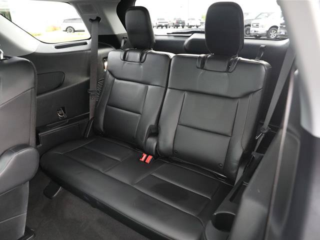 Certified 2022 Ford Explorer XLT w/ Equipment Group 202A AWD/4WD image 33