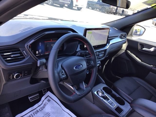 Certified 2023 Ford Escape ST-Line w/ Tech Pack #1 AWD/4WD image 8
