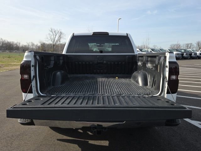 Used 2018 Chevrolet Silverado 1500 LT w/ All Star Edition image 13