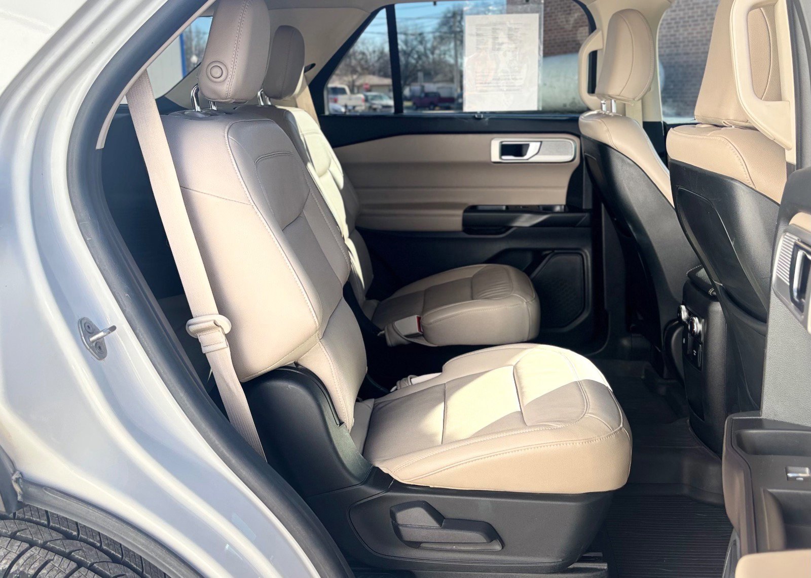 Certified 2020 Ford Explorer Limited image 28