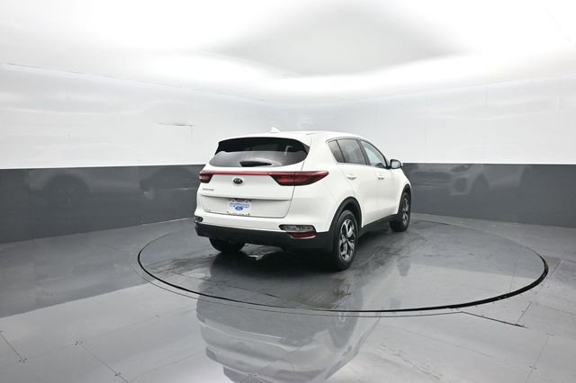 Used 2020 Kia Sportage LX image 7