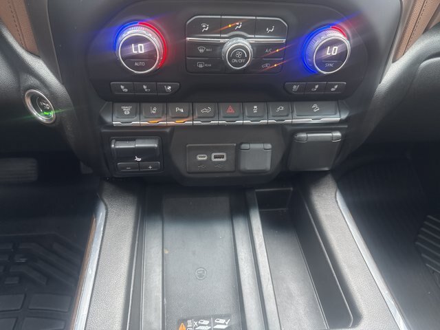 Used 2022 Chevrolet Silverado 3500 High Country w/ Safety Package II AWD/4WD image 31
