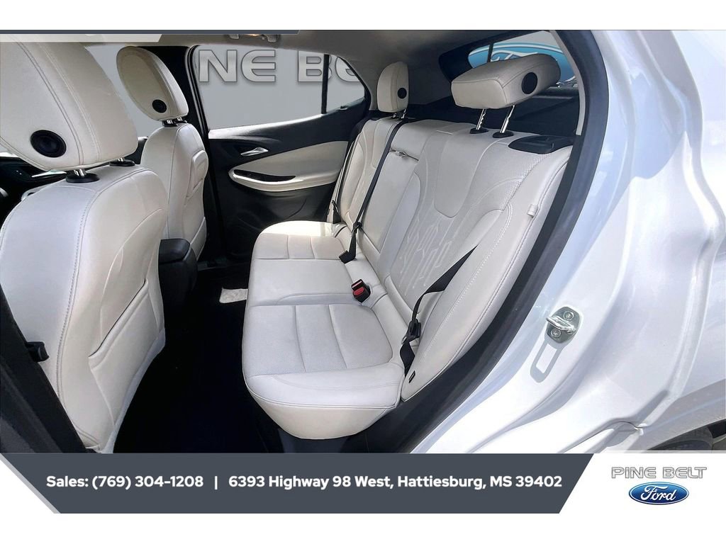 Used 2024 Buick Encore GX Avenir w/ Avenir Technology Package FWD image 19