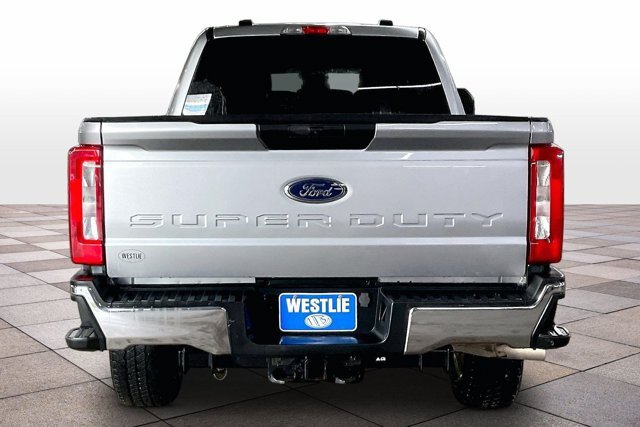 Certified 2023 Ford F250 XLT AWD/4WD image 7