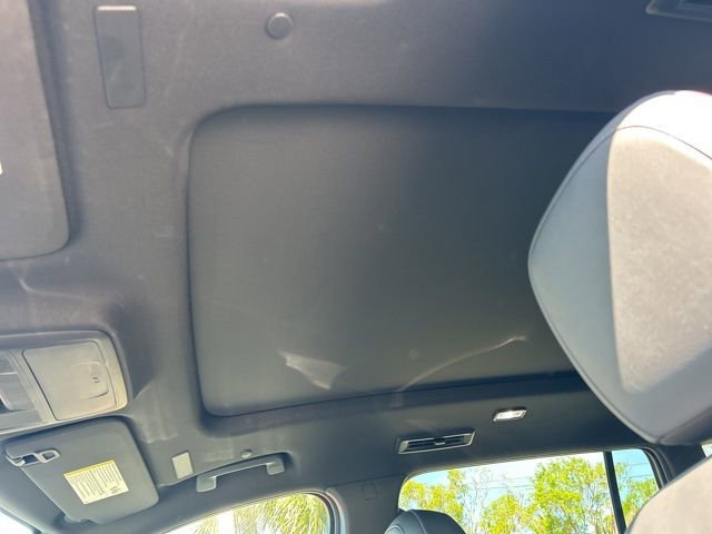 Used 2024 GMC Acadia Elevation w/ Luxury Package image 12